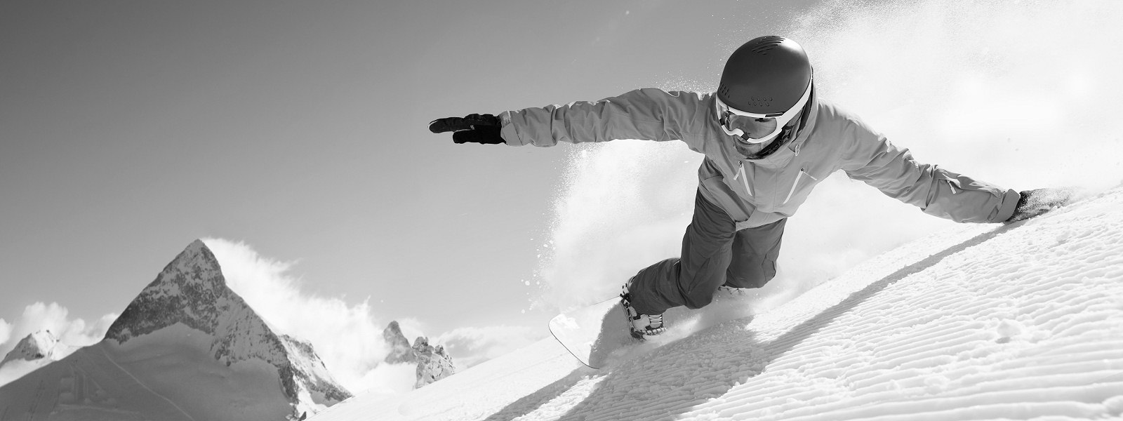 Extreme sports medical alerts card